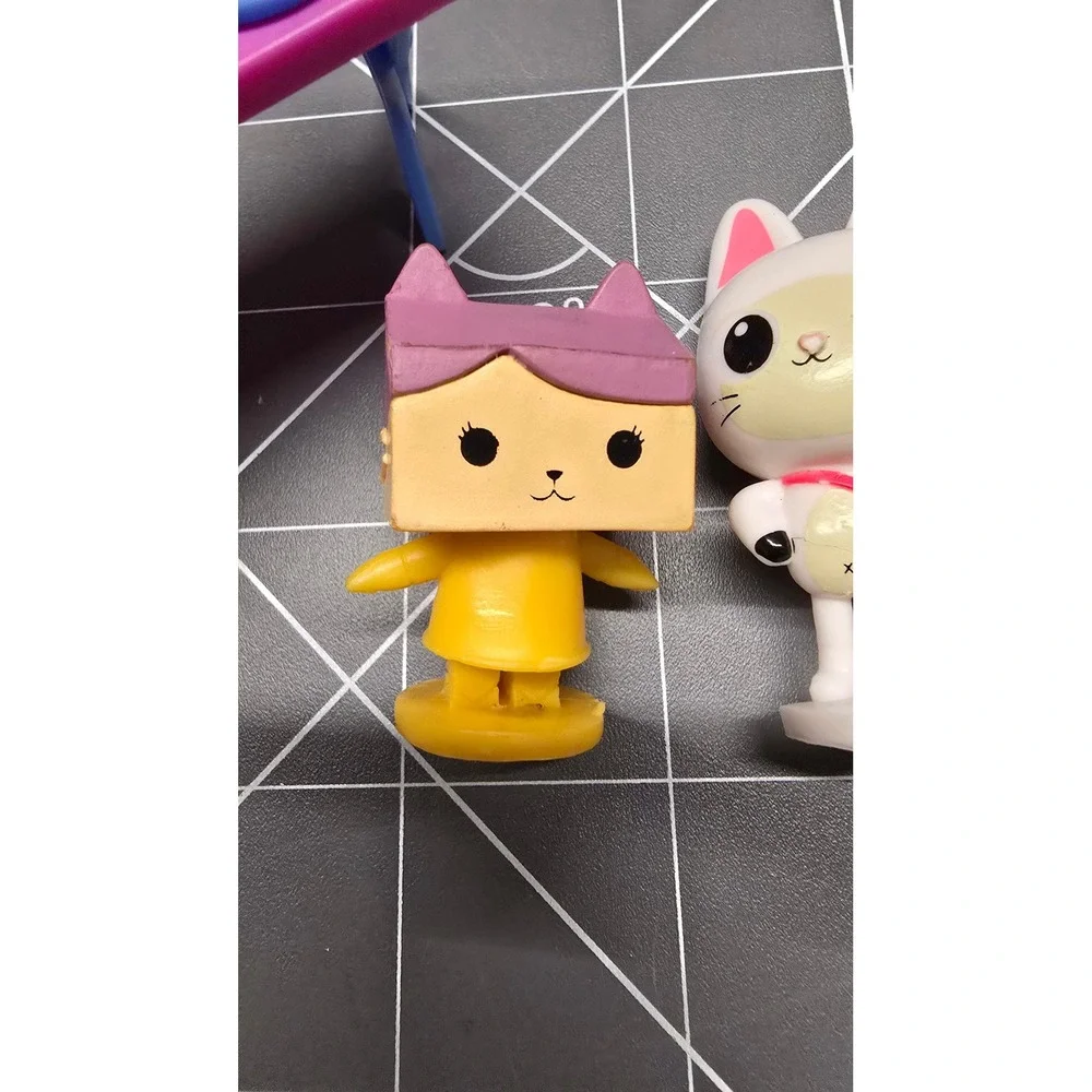 Gabbys Dollhouse Figure Lot Gabby Pandy Paws Baby Box DJ Turntable Toy Set